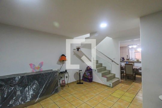 Sala de casa para alugar com 3 quartos, 290m² em Vila Guarani(zona Leste), São Paulo