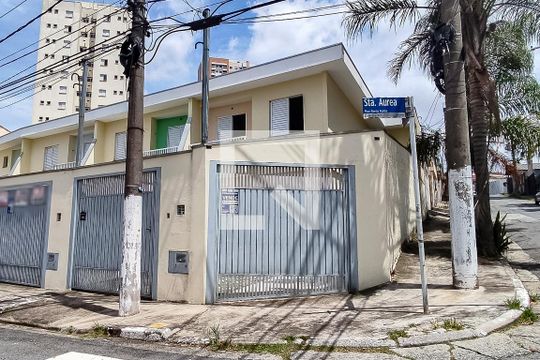 Fachada + Placa de casa à venda com 3 quartos, 100m² em Vila Nair, São Paulo