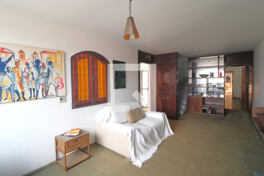 Sala de casa para alugar com 3 quartos, 200m² em Vila Marari, São Paulo