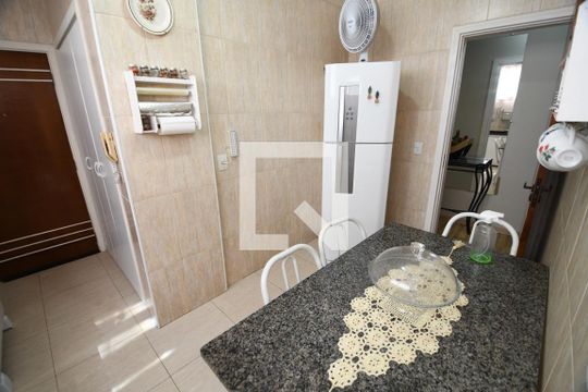 Cozinha de apartamento à venda com 3 quartos, 98m² em Vila Joao Jorge, Campinas