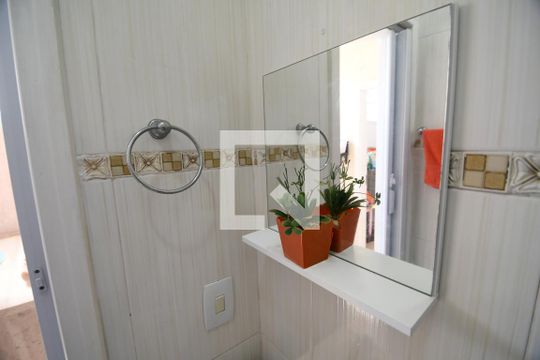 Banheiro de serviço de apartamento à venda com 3 quartos, 98m² em Vila Joao Jorge, Campinas