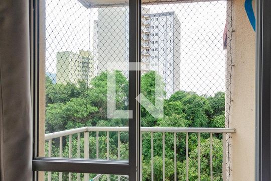 Sacada de apartamento à venda com 2 quartos, 72m² em Jardim Marilu , São Paulo