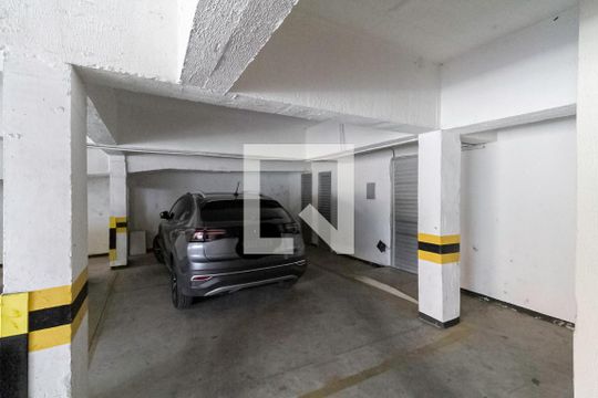 Garagem de apartamento à venda com 3 quartos, 170m² em Ouro Preto, Belo Horizonte