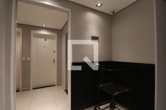 Área comum de apartamento para alugar com 2 quartos, 45m² em Água Branca, São Paulo