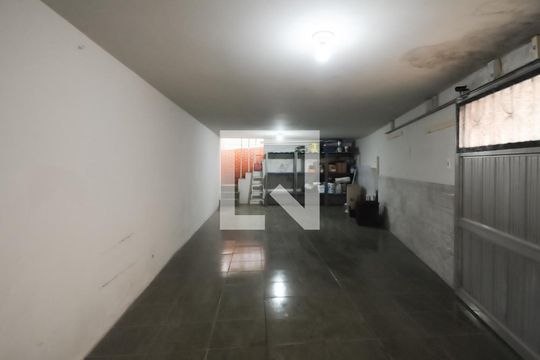 Garagem de casa à venda com 2 quartos, 155m² em Vila Planalto, São Bernardo do Campo