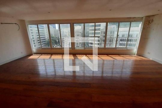 Apartamento à venda com 5 quartos, 320m² em Copacabana, Rio de Janeiro