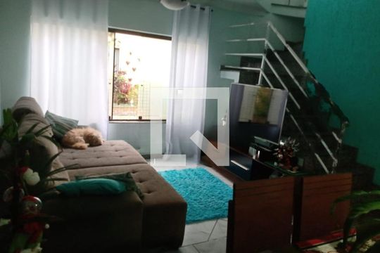 Casa de Condomínio à venda com 3 quartos, 110m² em Parque Independencia, São Paulo