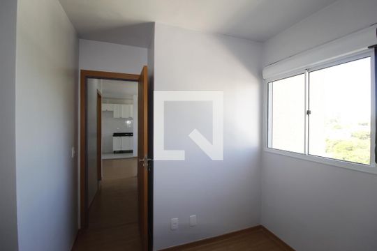 Quarto 2 de apartamento para alugar com 2 quartos, 44m² em Protásio Alves, Porto Alegre