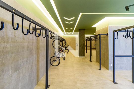 Bicicletario de kitnet/studio para alugar com 1 quarto, 28m² em Butantã, São Paulo