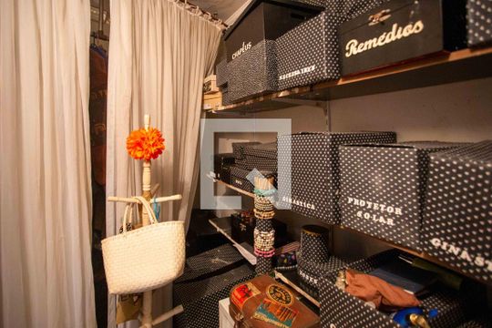 Closet de casa à venda com 2 quartos, 260m² em Vila Luiz Casa, São Bernardo do Campo