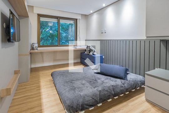 Quarto de apartamento à venda com 3 quartos, 287m² em Bela Vista, Porto Alegre