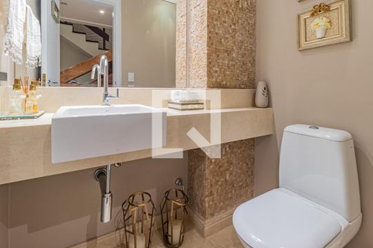 Lavabo de apartamento à venda com 3 quartos, 287m² em Bela Vista, Porto Alegre