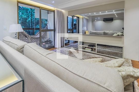 Sala de apartamento à venda com 3 quartos, 287m² em Bela Vista, Porto Alegre