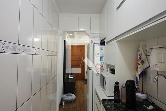 Cozinha  de apartamento à venda com 2 quartos, 48m² em Jardim Silvina, São Bernardo do Campo