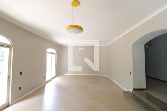 Apartamento para alugar com 5 quartos, 314m² em Centro, Ribeirão Preto