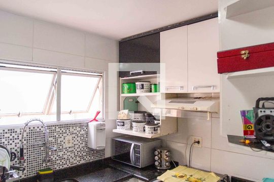 Cozinha de apartamento à venda com 2 quartos, 45m² em Conceição, Diadema