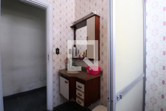 Banheiro 2 de casa à venda com 3 quartos, 220m² em Vila Romana, São Paulo