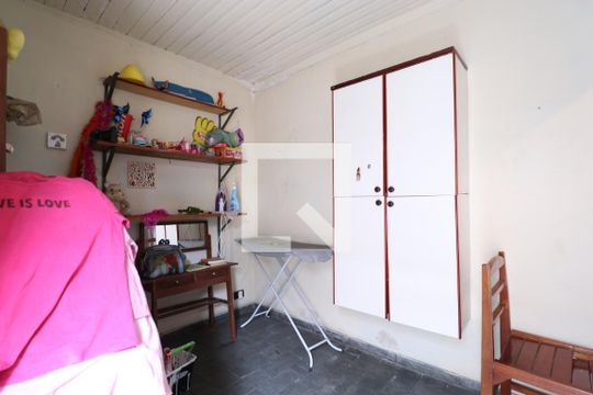 Quarto de Serviço de casa à venda com 3 quartos, 220m² em Vila Romana, São Paulo