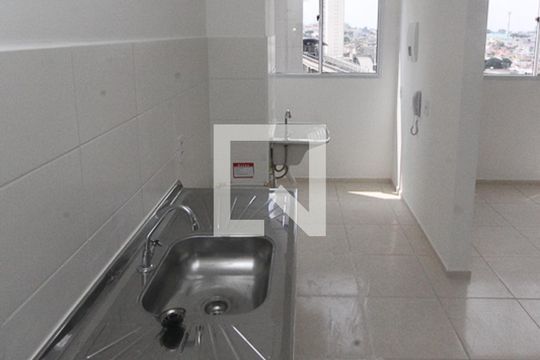 Cozinha de apartamento à venda com 2 quartos, 36m² em Conjunto Habitacional Teotonio Vilela, São Paulo