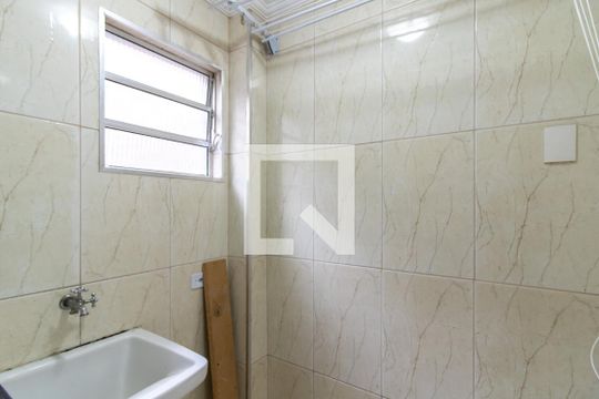 Area de Serviço de casa à venda com 7 quartos, 300m² em Jardim Rosa de Franca, Guarulhos