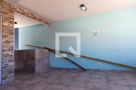 Varanda da Cozinha de casa à venda com 3 quartos, 245m² em Jardim Tupanci, Barueri