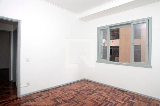 Apartamento à venda com 1 quarto, 44m² em Floresta, Porto Alegre