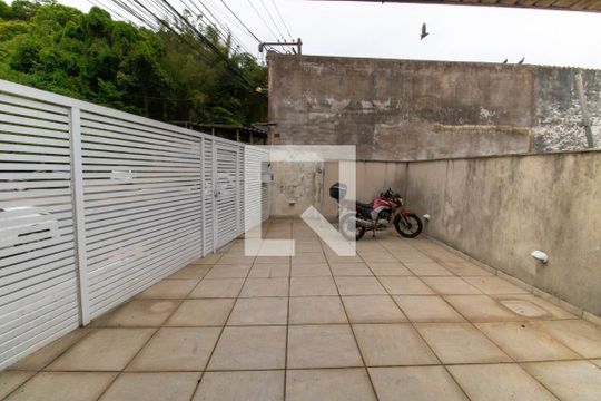 Garagem de casa à venda com 4 quartos, 450m² em Santa Rosa, Niterói