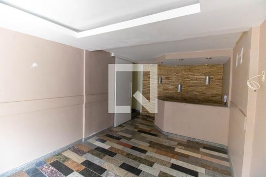 Sala de casa à venda com 4 quartos, 450m² em Santa Rosa, Niterói