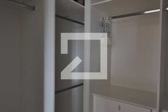 Closet de apartamento à venda com 1 quarto, 49m² em Vila Gustavo, São Paulo