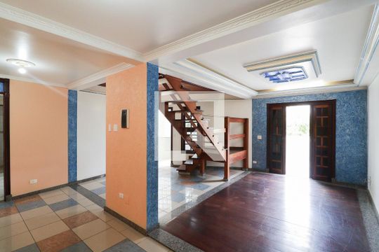 Casa à venda com 2 quartos, 330m² em Tucuruvi, São Paulo