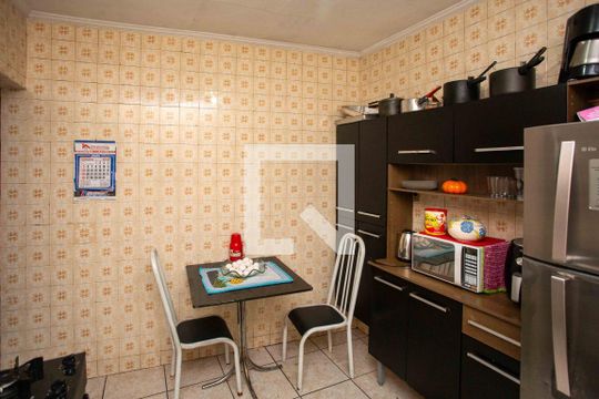 Cozinha Casa 1 de casa à venda com 4 quartos, 194m² em Campanário, Diadema