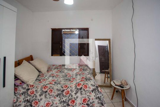 Quarto 1 Casa 1 de casa à venda com 4 quartos, 194m² em Campanário, Diadema