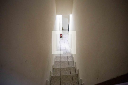 Escada de casa à venda com 4 quartos, 194m² em Campanário, Diadema