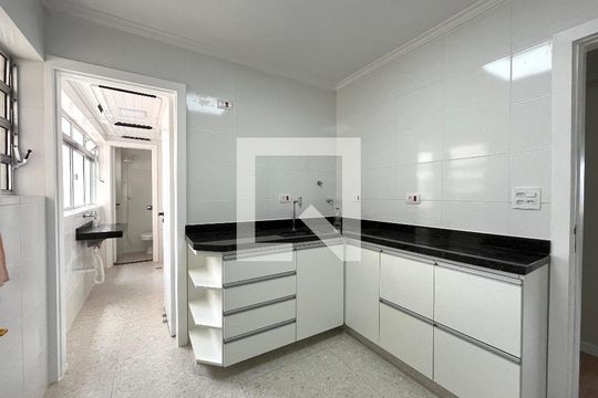 Cozinha de apartamento à venda com 2 quartos, 88m² em Mirandópolis, São Paulo