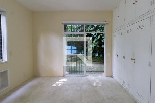 Quarto 3 de apartamento à venda com 3 quartos, 135m² em Lagoa, Rio de Janeiro