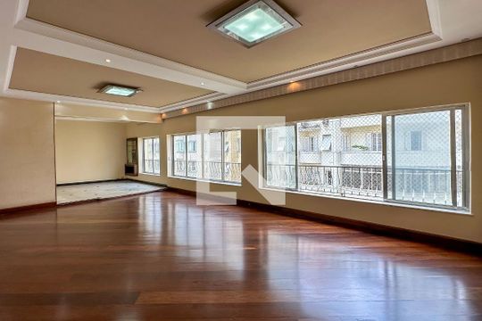 Apartamento para alugar com 3 quartos, 170m² em Copacabana, Rio de Janeiro