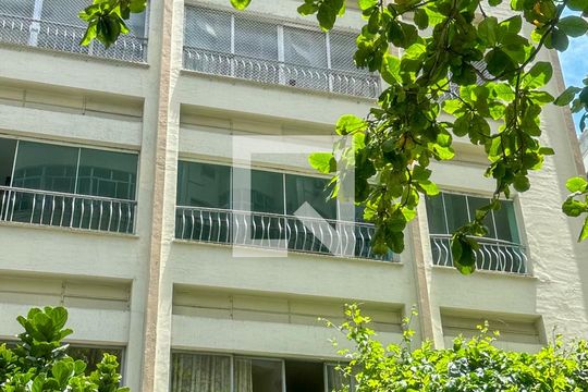 Fachada de apartamento para alugar com 3 quartos, 170m² em Copacabana, Rio de Janeiro