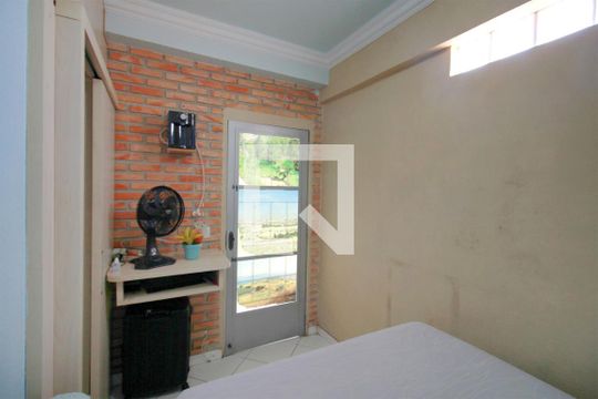 Suite de casa à venda com 5 quartos, 362m² em Cachoeirinha, Belo Horizonte