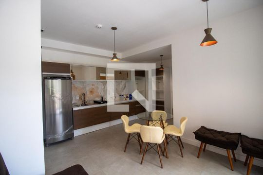 Sala de kitnet/studio à venda com 1 quarto, 44m² em Butantã, São Paulo
