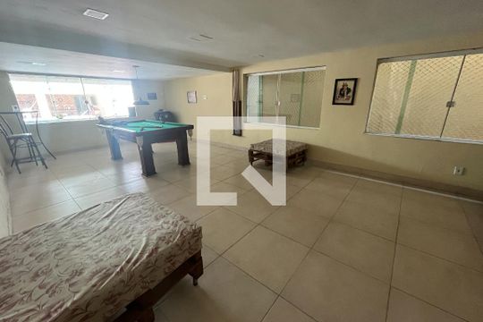 Sala de jogos de casa para alugar com 8 quartos, 1100m² em Jardim Guanabara, Rio de Janeiro