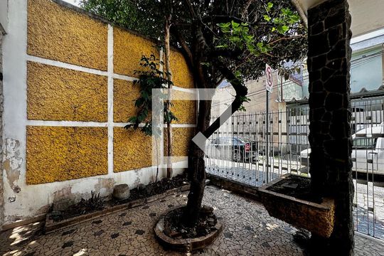 Garagem de casa à venda com 3 quartos, 147m² em Santo Amaro, São Paulo