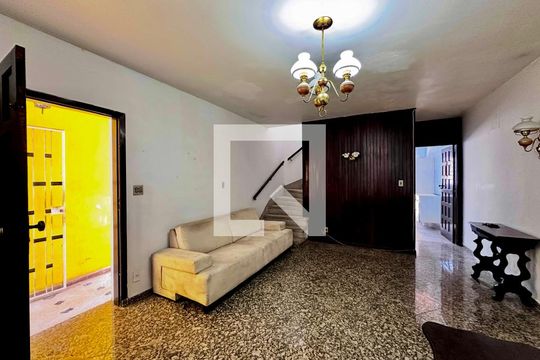 Sala de casa à venda com 3 quartos, 147m² em Santo Amaro, São Paulo