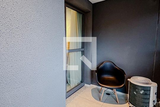 Varanda de kitnet/studio à venda com 1 quarto, 25m² em Vila Mariana, São Paulo