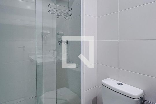 Banheiro de kitnet/studio à venda com 1 quarto, 25m² em Vila Mariana, São Paulo