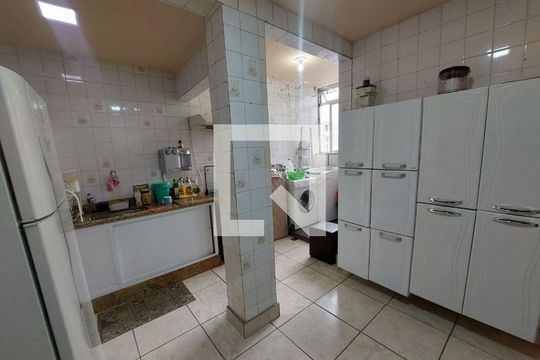 Apartamento à venda com 3 quartos, 95m² em Fátima, Niterói