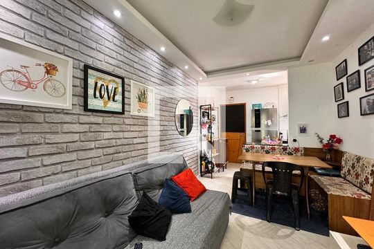 Sala de apartamento à venda com 2 quartos, 90m² em Vila Alto de Santo Andre, Santo André