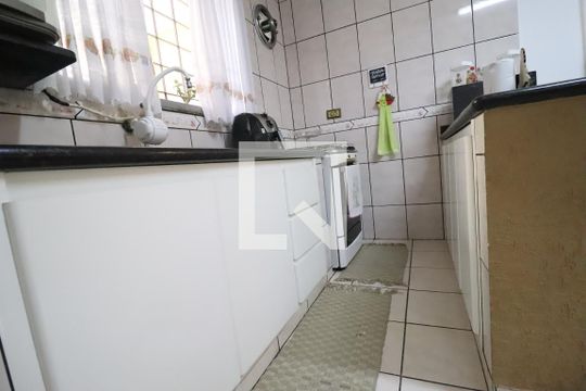 Cozinha de casa à venda com 2 quartos, 140m² em Vila Bela Vista, Santo André