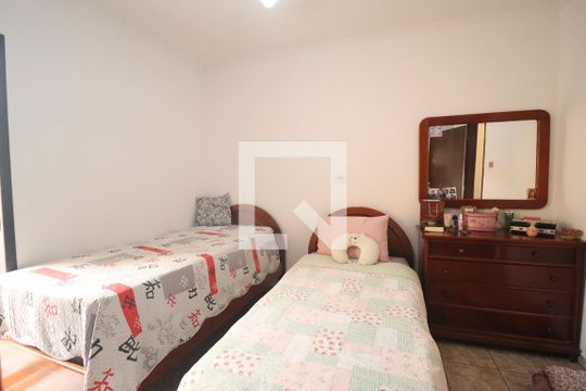Quarto 2 de casa à venda com 2 quartos, 140m² em Vila Bela Vista, Santo André