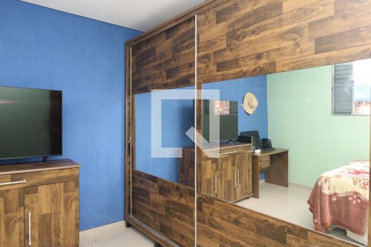 Quarto 2 de casa à venda com 3 quartos, 250m² em Limoeiro, São Paulo