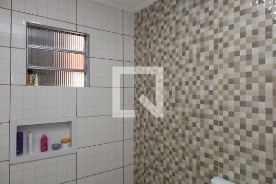 Banheiro de casa à venda com 3 quartos, 250m² em Limoeiro, São Paulo